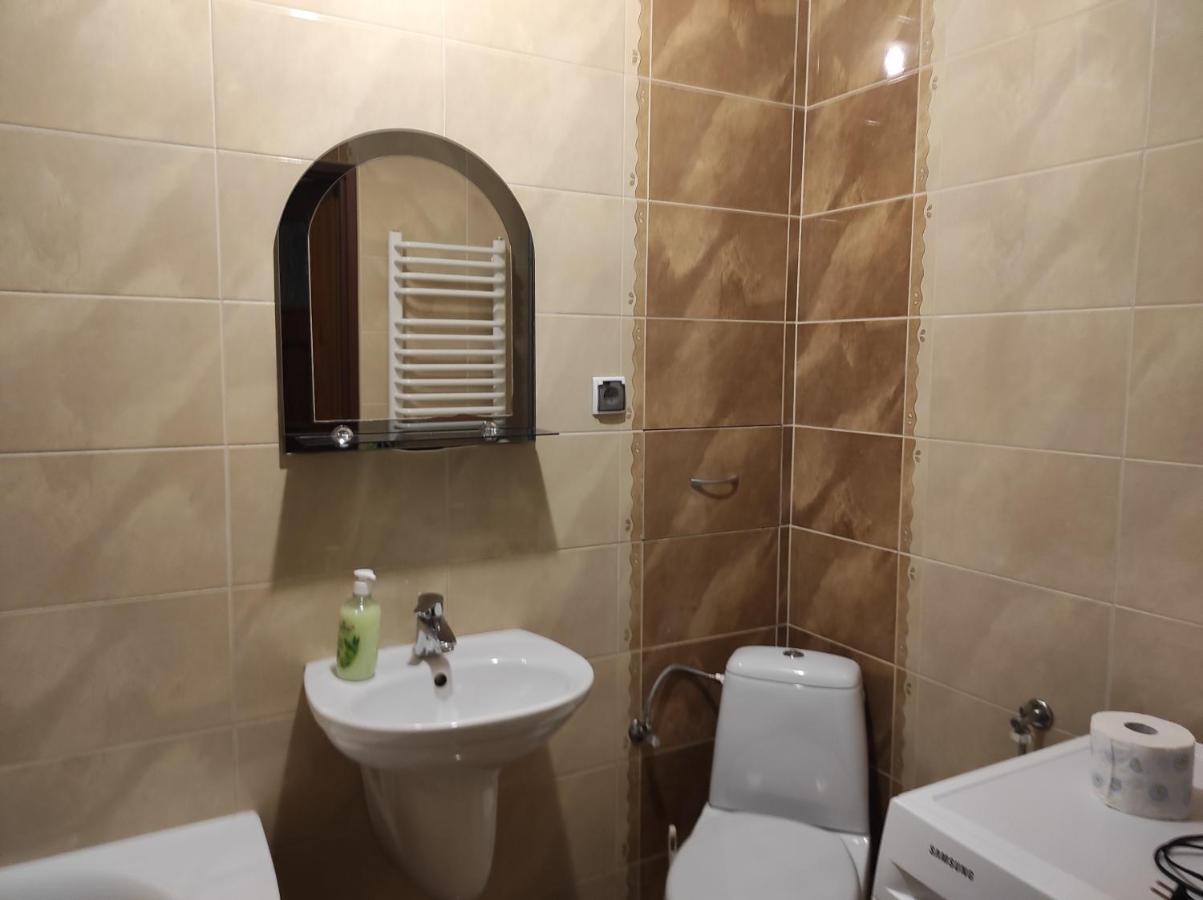 Apartament Strozowska Lägenhet Sanok Exteriör bild